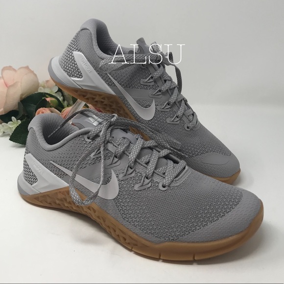Nike Shoes - NWT Nike Metcon 4 Vast Grey m/W AUTHENTIC